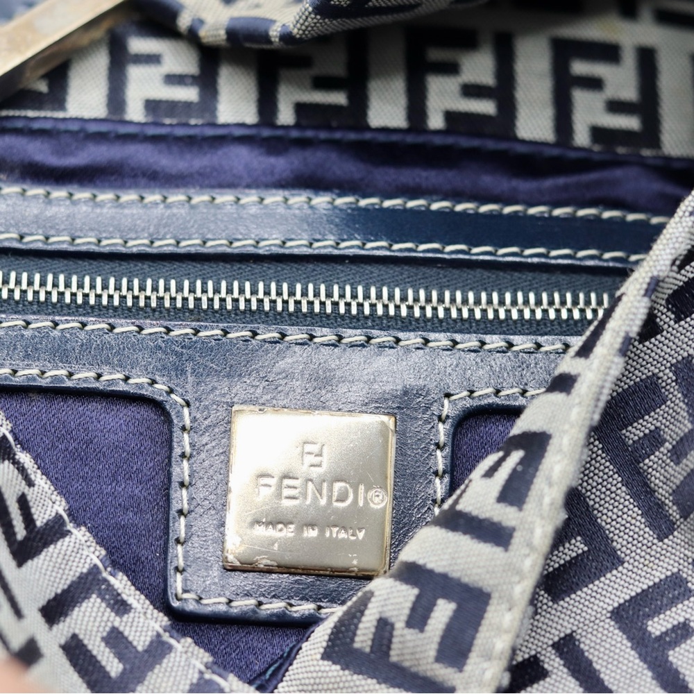 FENDI‎ ZUCCHINO BAGUETTE NAVY VINTAGE - Picture 9 of 11